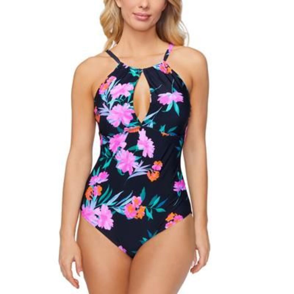 Island Escape Poolside One-piece Swimsuit In Black 6